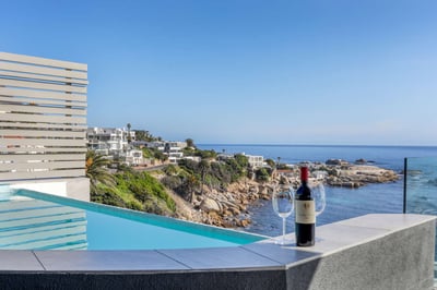 Luxury Villa Photo #5