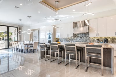 Luxury Villa Photo #22