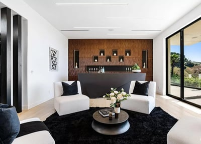 Luxury Villa Photo #31