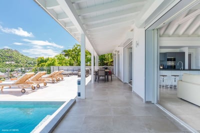 Luxury Villa Photo #10