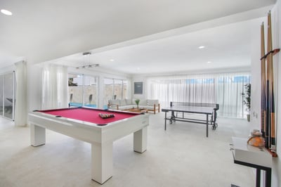 Luxury Villa Photo #29