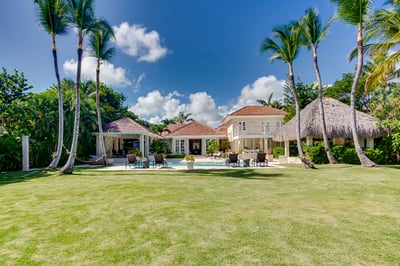 Luxury Villa Photo #2