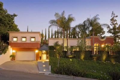 Luxury Villa Photo #4