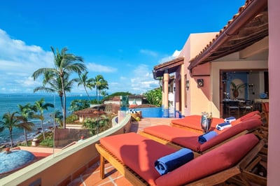 Luxury Villa Photo #5