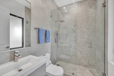 Luxury Villa Photo #49