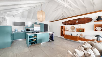 Luxury Villa Photo #9