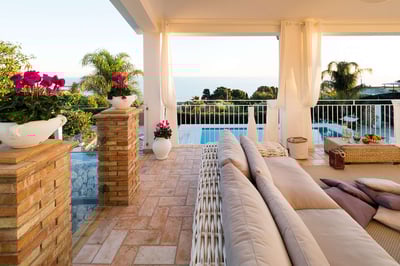 Luxury Villa Photo #16