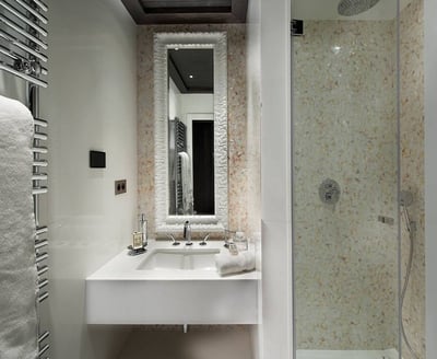 Luxury Villa Photo #26