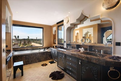Luxury Villa Photo #18