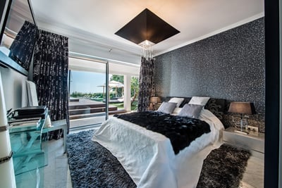 Luxury Villa Photo #10