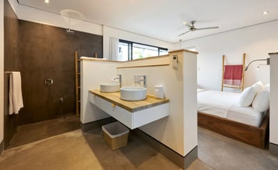 Luxury Villa Photo #13