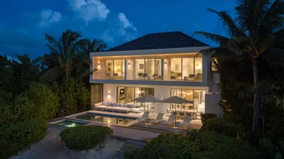 Luxury Villa Photo #3