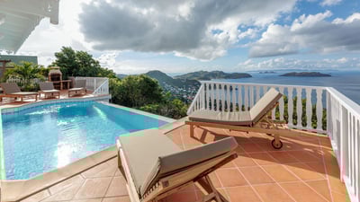 Luxury Villa Photo #10