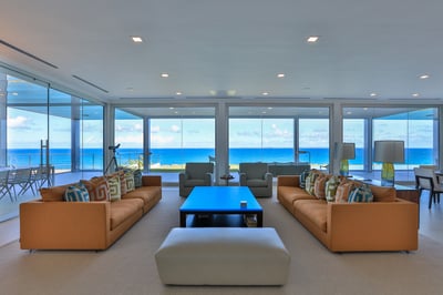 Luxury Villa Photo #35