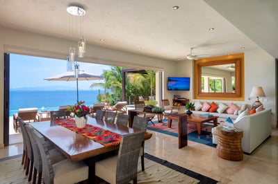 Luxury Villa Photo #17
