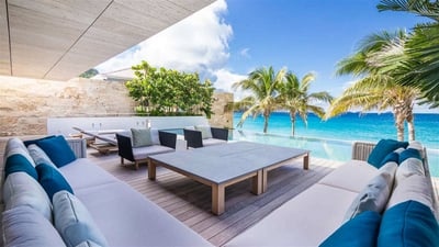 Luxury Villa Photo #15