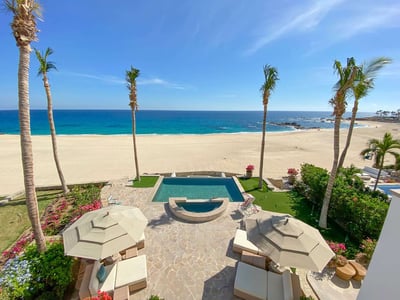 Luxury Villa Photo #11