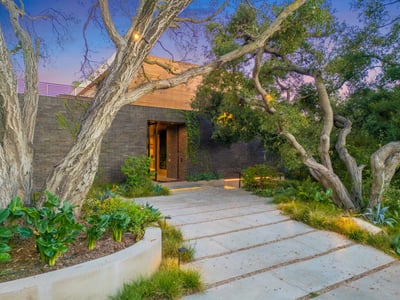 Luxury Villa Photo #20