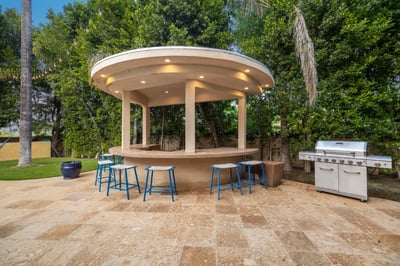 Luxury Villa Photo #7