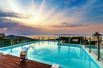 Luxury Villa Photo #3