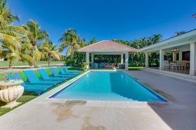 Luxury Villa Photo #8