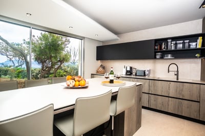 Luxury Villa Photo #22