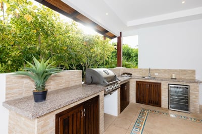 Luxury Villa Photo #11