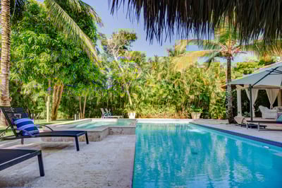 Luxury Villa Photo #12