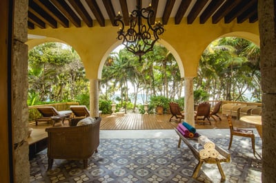 Luxury Villa Photo #9