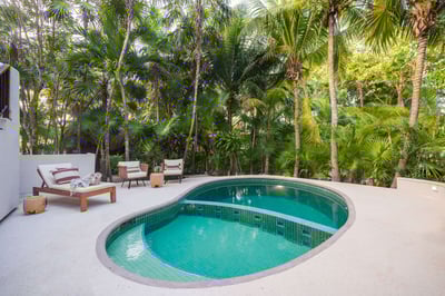 Luxury Villa Photo #6