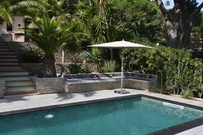 Luxury Villa Photo #4