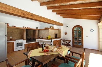 Luxury Villa Photo #9