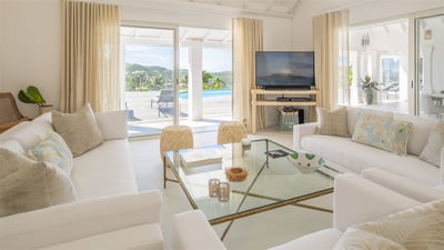 Luxury Villa Photo #11