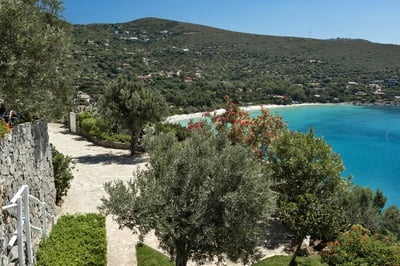 Luxury Villa Photo #2