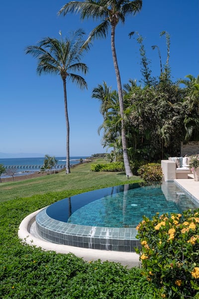 Luxury Villa Photo #5