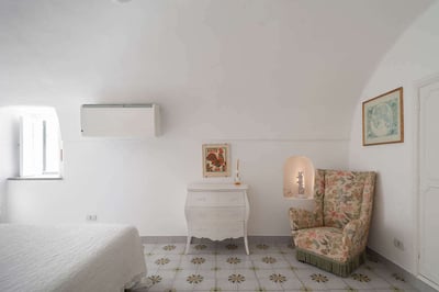 Luxury Villa Photo #43