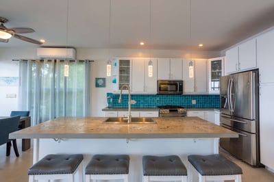 Luxury Villa Photo #18