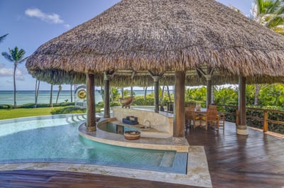 Luxury Villa Photo #8