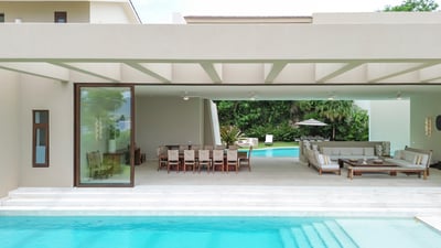 Luxury Villa Photo #3