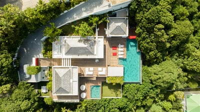 Luxury Villa Photo #4