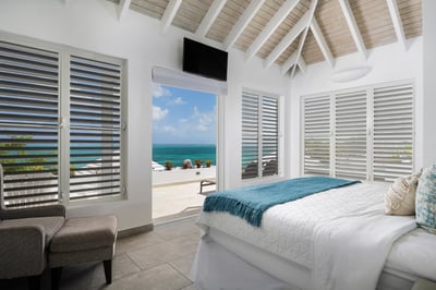 Luxury Villa Photo #15