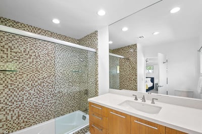 Luxury Villa Photo #21