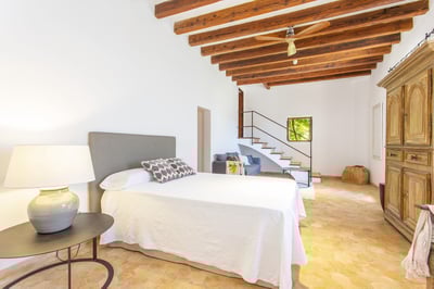 Luxury Villa Photo #42