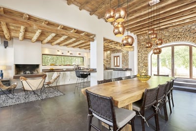 Luxury Villa Photo #11