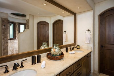 Luxury Villa Photo #27
