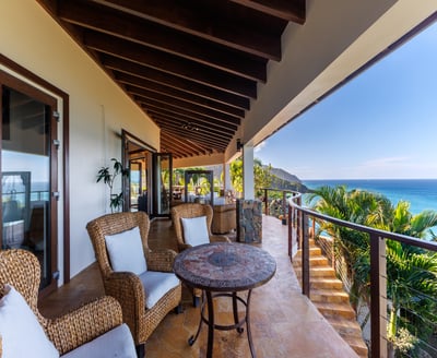 Luxury Villa Photo #11