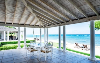 Luxury Villa Photo #3