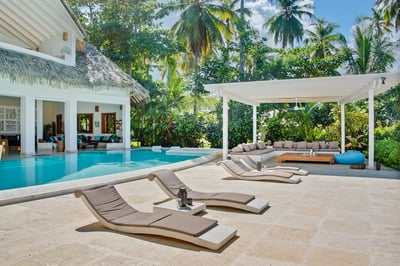 Luxury Villa Photo #16