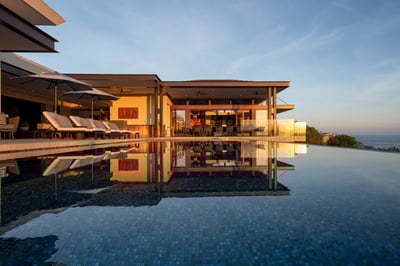 Luxury Villa Photo #5