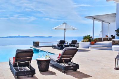 Luxury Villa Photo #5